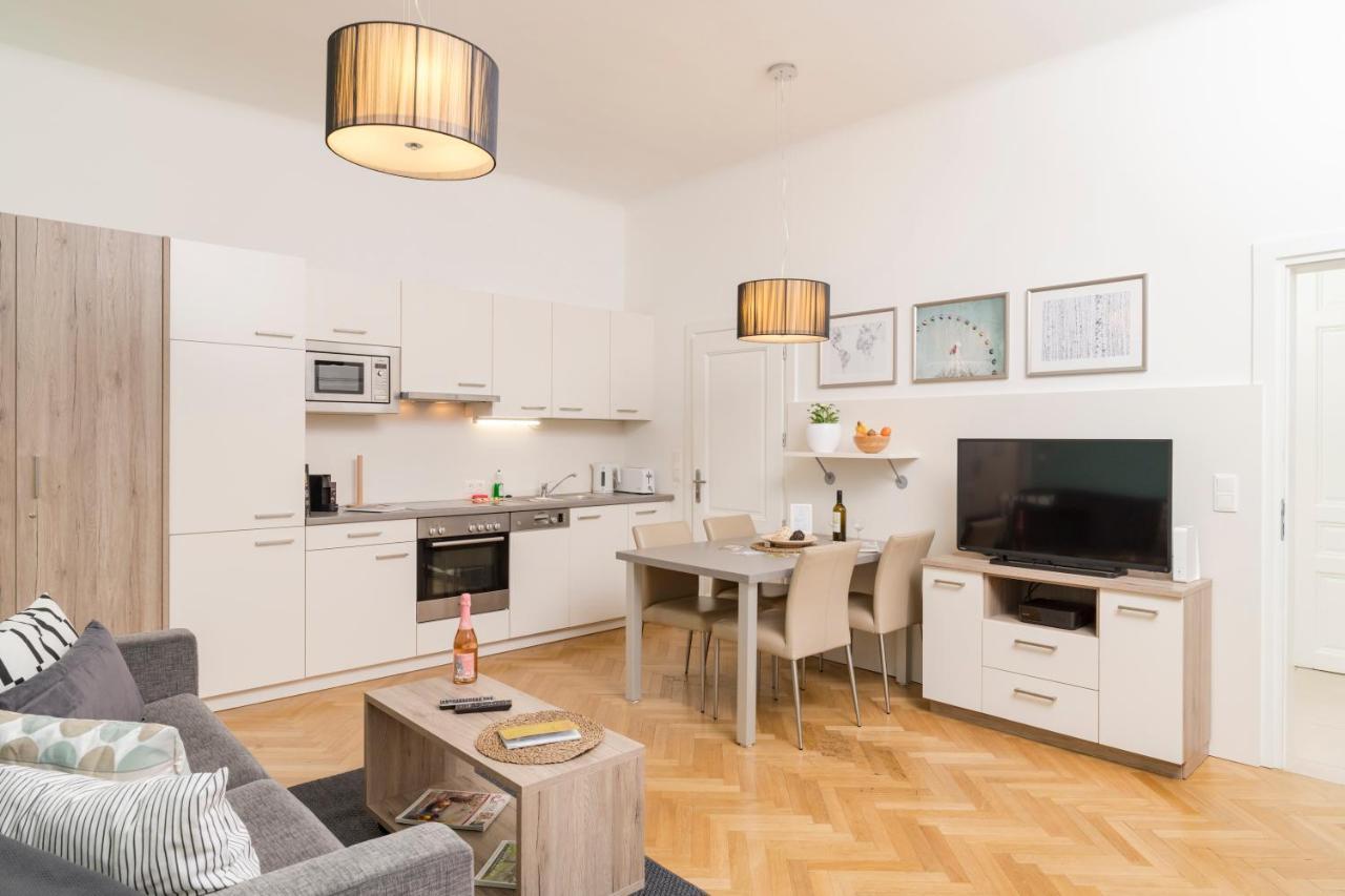 Balcony Dream Mariahilf Appartement Wenen